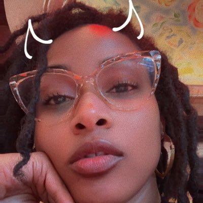 SuniSaysChill's profile picture. the experience ✨🥂