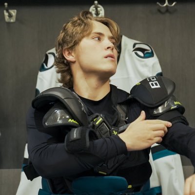 lexssports's profile picture. ... and to saturn🤍 • #NJDevils #TheFutureIsTeal #FlyEaglesFly #onepride