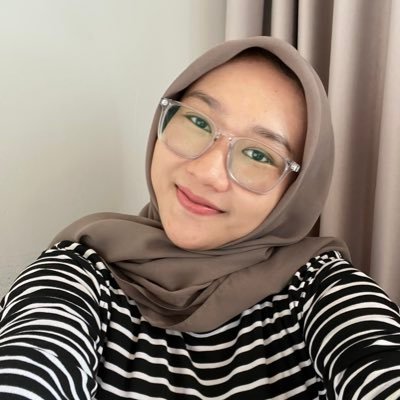haniifahty's profile picture. 