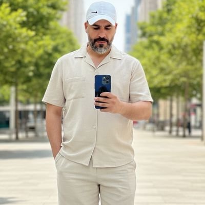 mohjasm1980's profile picture. #ストーカー対策本部 ⚠️
優し過ぎると依存症の女が寄って来て、別れようものならその執着心から逆恨みされて復讐を目論むので要注意。
現在 (ريال مدريد❤) 
(النوارس 🕊️)