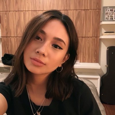 mikhgwenese's profile picture. NIKI ! mikhgwen-centric !