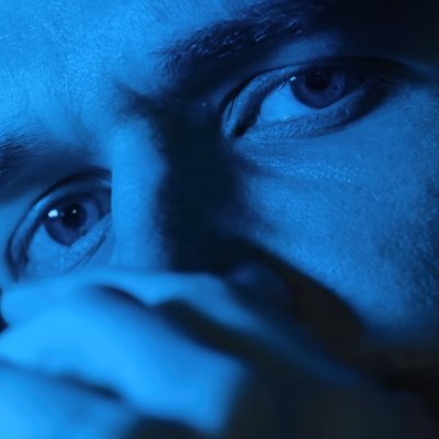 robw1z's profile picture. frag