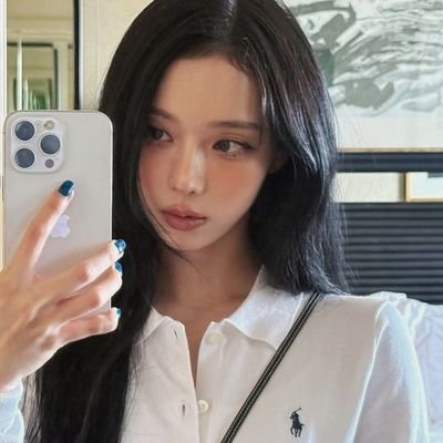 pertermuan's profile picture. Winter, 2001 — a harmony of mystery and warmth, where silence speaks louder than words.

@CNPYNetwork