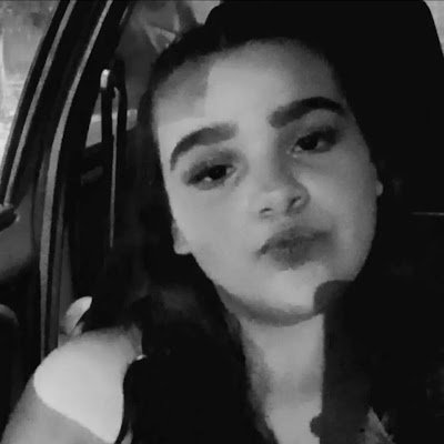 luiza4304's profile picture. 