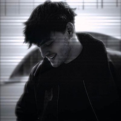 black_roof_'s profile picture. son of a long history