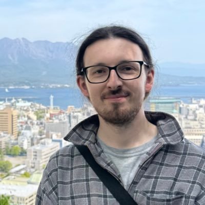 sprusr's profile picture. I like maps
