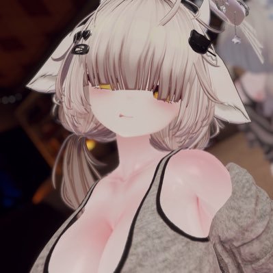 hoyonyon's profile picture. VRC 2024.9.23 夜しか泳げません