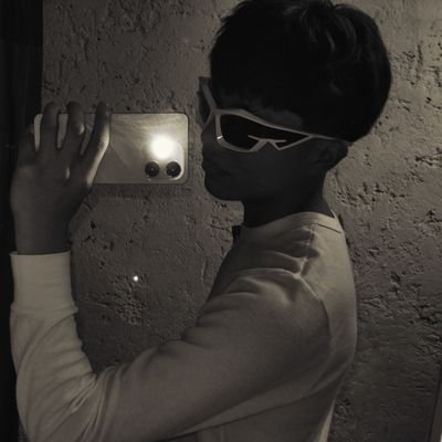 sickxx77's profile picture. 