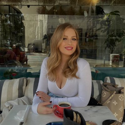 ZoeyScott4667's profile picture. Living with love 💕 | Standing with freedom 🇺🇸