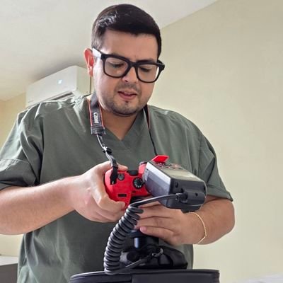 DrFerAyala's profile picture. Tu Cirujano Dentista