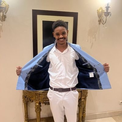 YousefH56255342's profile picture. chelsea fans 💙 
London is blue 💙