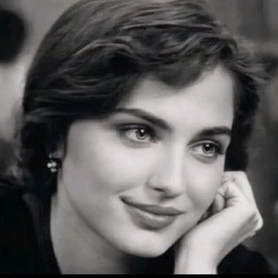 R84309606's profile picture. .
.
.
.
.
.
.
.

أمشي بثبات، وأنوي الخير دائماً، فالحياة تُشبه نوايانا

♡♡

طمأنينة تمشي على الأرض 

♡
♡
♡
انا سكون الروح
♡♡♡♡♡♡♡♡♡♡♡
نادره لا تُشبه إلا ذاتها.