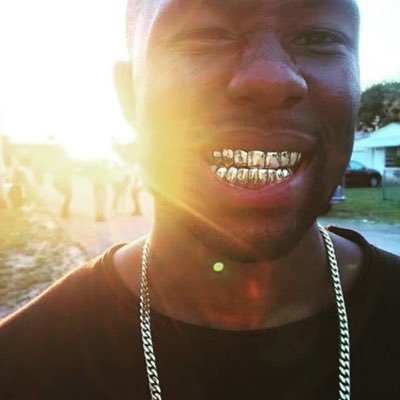 jviiizm's profile picture.