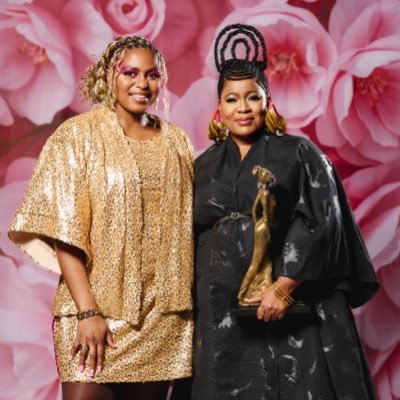 Nontando58's profile picture. “Umuntu ngumuntu ngabantu”