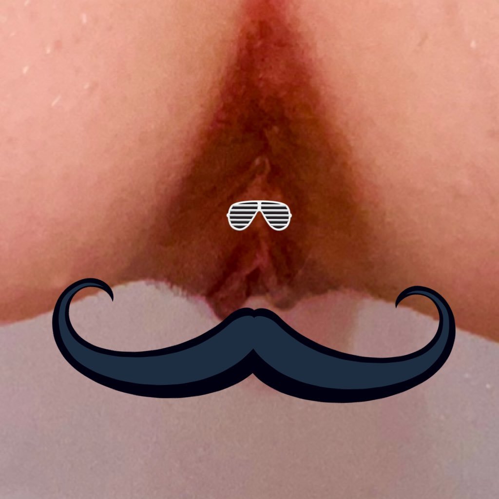 HoesLuvKarr's profile picture. 