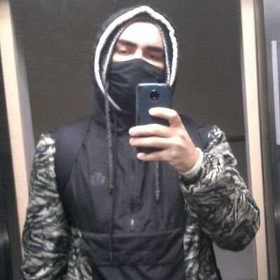 feenju's profile picture. ॐ ruled by Saturn 𖦹