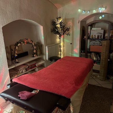 ValerieMassages's profile picture. 