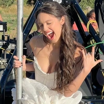 blownostalgia's profile picture.