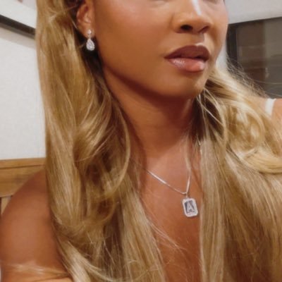 @yanayanayanaa