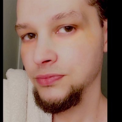 ThomasNpop's profile picture. 