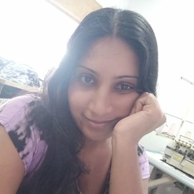 Wind_Desika's profile picture. #දෝණී ❤️ #බංගිගෙ_නැන්දා ❤️ 
#DesikaCollections ❤️ @De__Collections ❤️