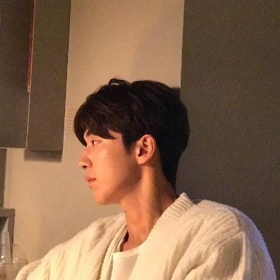 tantigershark's profile picture. Fish are friends, not food! That being said, I’m flattered, but I’m not available on the menu.