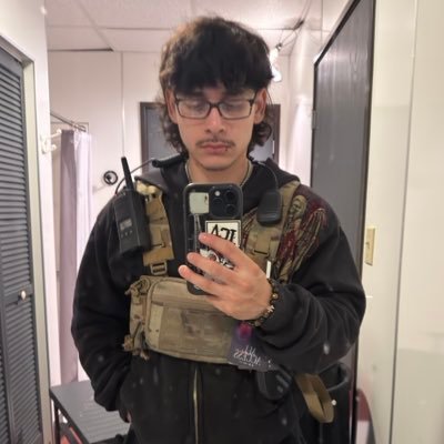 spoopll's profile picture. 22 🇲🇽 | 921rr peak