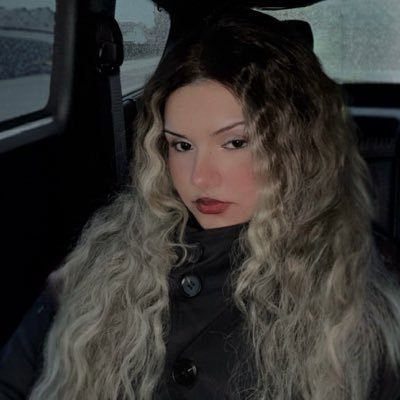 81hoon's profile picture. #성훈 #수빈 || 481