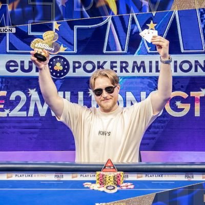 Jactroll's profile picture. somewhere between shuffling chips and slaying noobs on summoner's rift for @Z10esports
Discord: jactroll