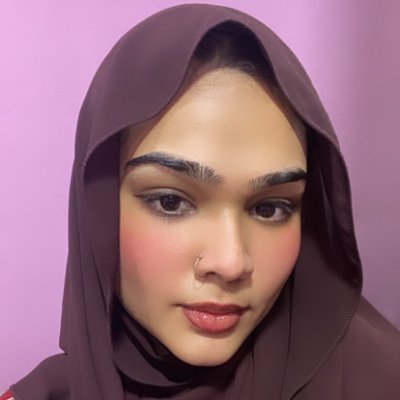 murxhidaaa's profile picture. Ssup? Do you come here often?