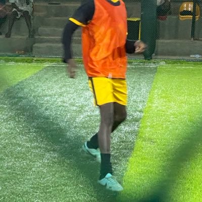 eyiola999's profile picture. everybody has their someone ||aspirant intl baller ||left footed