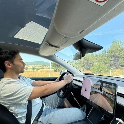 kara_sahinoglu's profile picture. Uyur, bazen gezer...