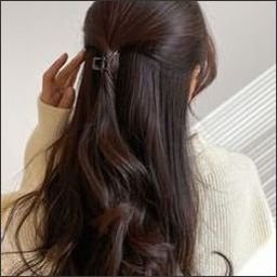 0VNS15I28X4q2m's profile picture. 何気ない日常が宝物。