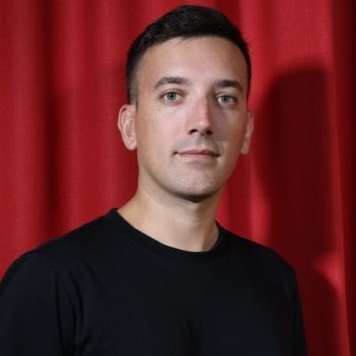 Adrien_M45's profile picture. Petit orléanais exilé en IDF pour marabouter la communication d'une collectivité. Amateur de culture et d'histoire, je voyage pour en prendre plein les yeux.