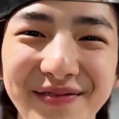 nhomtoegin3lue's profile picture. ติ่งศลป.ไม่ได้ติ่งแฟนคลับค่า ชอบหลายวงนะคะ 💙💜🖤🩷💚