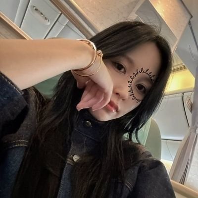 valmimiwimi's profile picture. good girl gone bad...mina said so.                                     
 | 2yeon/Michaeng Loyalist |