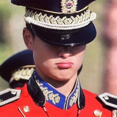 uthinkurlolita's profile picture. gardenias on the tile | 20 |