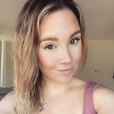 Charlotte5367's profile picture. I'm a trustworthy woman and honest woman.
Music lover|Travel enthusiastic| Always looking for for the next adventure.
I'm single with no kids