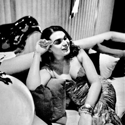 hariadrean's profile picture. 𝐒𝐢𝐧𝐠𝐞𝐫 | 𝐀𝐜𝐭𝐫𝐞𝐬𝐬 | 𝐃𝐚𝐧𝐜𝐞𝐫 | 𝐘𝐨𝐮𝐭𝐮𝐛𝐞𝐫 | 𝐇𝐨𝐬𝐭