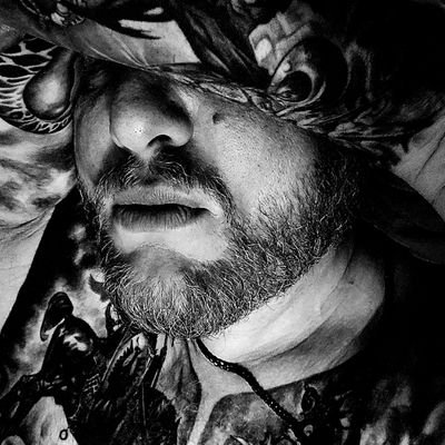 therealSIR3's profile picture. Bestselling author & poet.
My books: https://t.co/Hp80hJGH5S
https://t.co/sI3MklaxkD