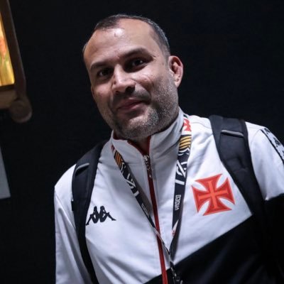 CristianoBrunoI's profile picture. Supervisor de Futebol do Sub 15 do @vascobase Casado Graduado em Educação Física, Licenciatura e Bacharelado - UNIFOR.