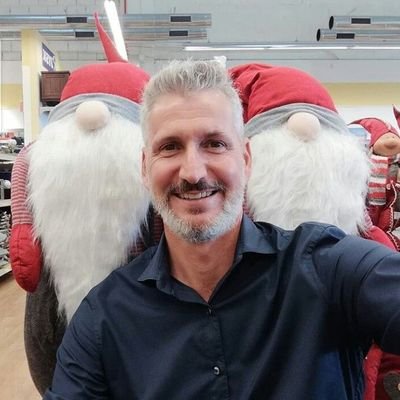 johnson_bodman's profile picture. El hijo de un hombre con quien Dios ha sido misericordioso❤️

The son of a man whom God has been gracious to❤️