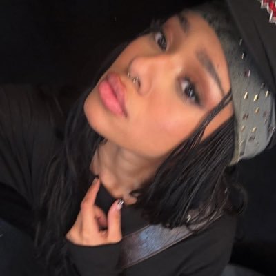 kzzh_amri's profile picture. katssera 🫧