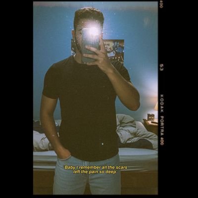 Rw__d9's profile picture. عشوائي.