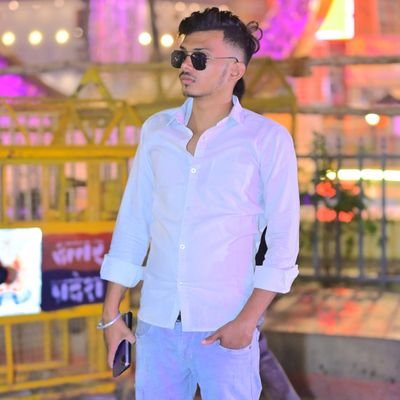 SumitArya596604's profile picture. जिला सचिव