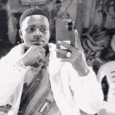 BengoRony88710's profile picture. Döüblë kïng de mon vrai nom Jordan Walter et je suis au marché mondial de abang-minko'o à la frontière entre le Cameroun et le Gabon et j'ai 20ans jeune coiffeu