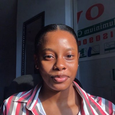 thesuccesso_'s profile picture. Strategic Branding & Design | Visual Storyteller. I share thoughts. I tell stories. I build brands. Enquire | Work with me💌👇