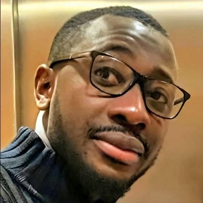 alex_loukou's profile picture. From Côte d'Ivoire.
Pontificia Università Gregoriana, Roma (Italia).👨🏾‍🎓🇮🇹 
Enseignant, musicien et sportif. 1m88
👑 Madridista !🏳J'aime les gens simples.