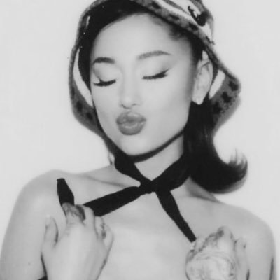 bxwaldorfs's profile picture. New Account | Pop Culture Enthusiast