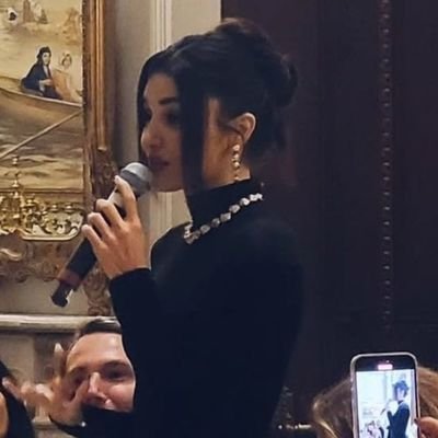 sulta_valentina's profile picture. Sen Sen Ol! Herkesin Hayali Ol! Ama Kimsenin Hikayesi Olma....
